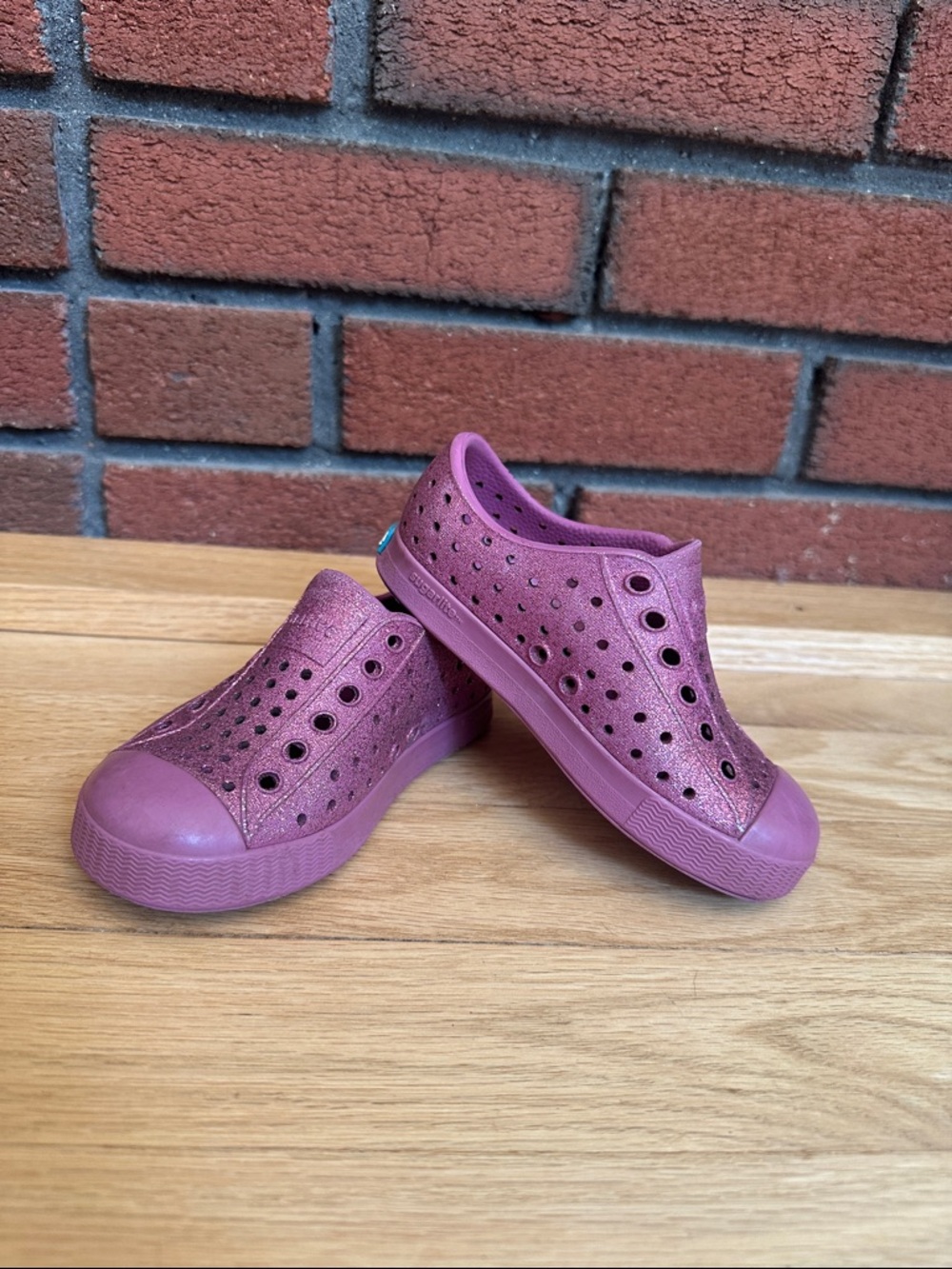 Native Jefferson Kids Slip-On Glitter Pink Casual Shoes